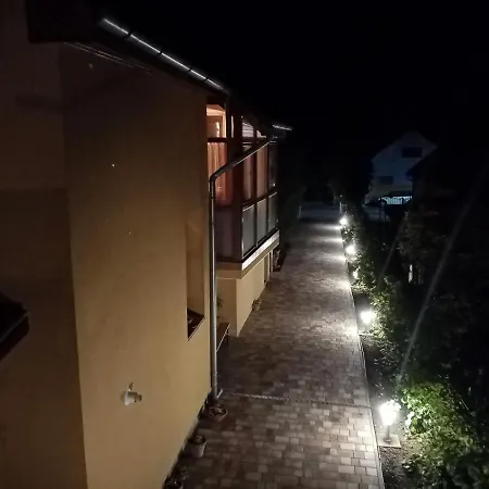 Jazmin-szieszta Apartmanhaz *