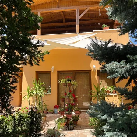 Jazmin-szieszta Apartmanhaz Апартаменты *